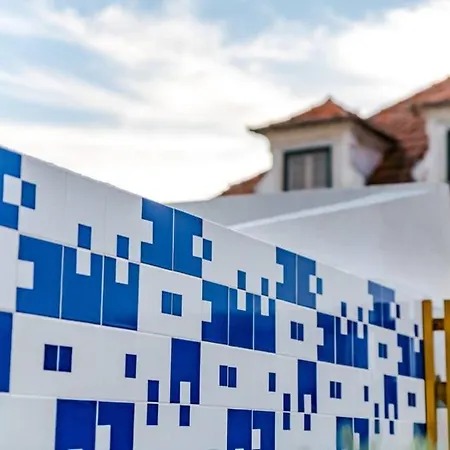 Historic Town Modern Apartment Cascais